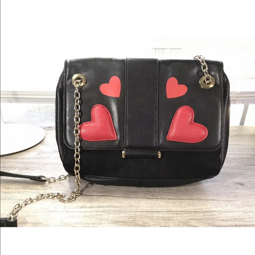LoveCat Heartbreaker Black & Red Chain Purse